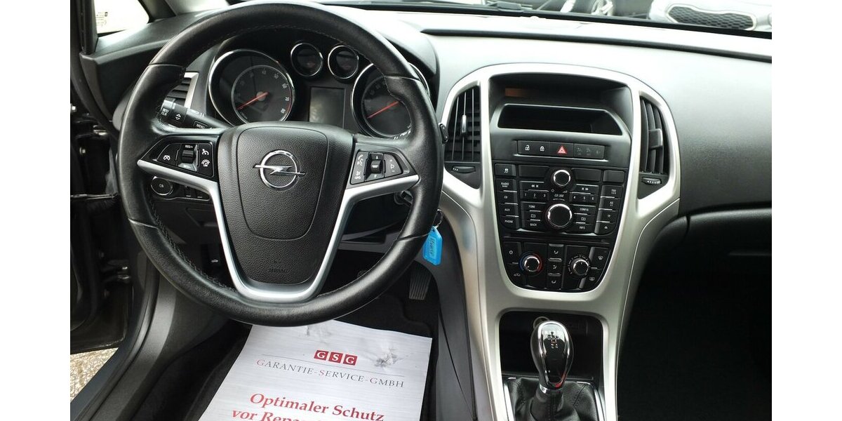 Opel Astra ACTIVE KLIMAANLAGE 17 ZOLL LMF TEMPOMAT 92.855 km 7.908 &euro; Köln 50858