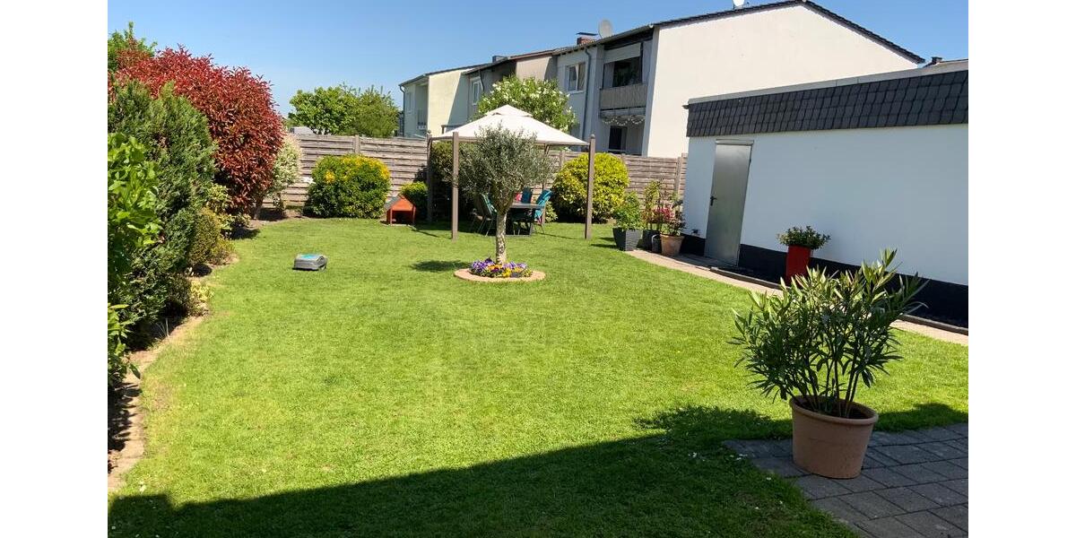 Mehrfamilienhaus, Wohnhaus Bergisch Gladbach Paffrath - 8 Zimmer, 185 m&sup2;, 630.000&euro; | Angebot:24442933