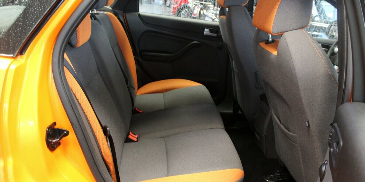 Ford Focus 2.5 MK2 ST - Recaro - SHZ -Navi - 96.133 km 11.980 &euro; Euskirchen 53881