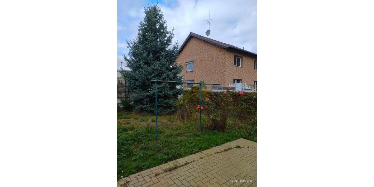 Gute Gelegneheit Großzügig geschnittenes Reihenendhaus mit Balkon, schönem Garten und Garage - Reihenendhaus Köln Godorf | Angebot:23168372