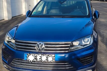 VW Touareg 145.500 km 20.499 &euro; Bonn 53123