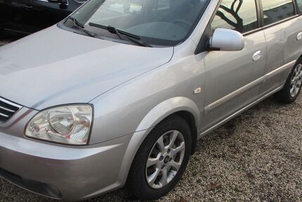 Kia Carens 210.000 km 750 &euro; Bonn 53175
