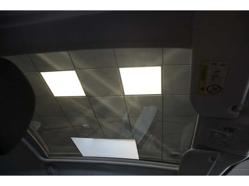 Peugeot 208 PureTech 82 Style - Panorama - 88.339 km 8.980 € Euskirchen 53881