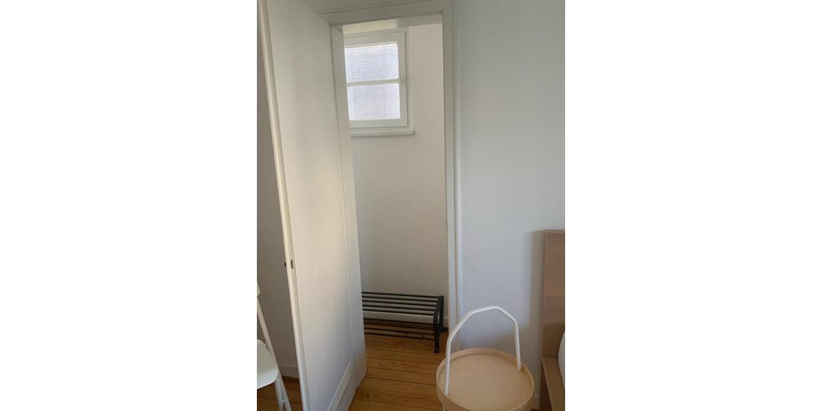 Erdgeschoßwohnung Bonn Friesdorf - 1 Zimmer, 15 m&sup2;, 450&euro; | Angebot:26449074