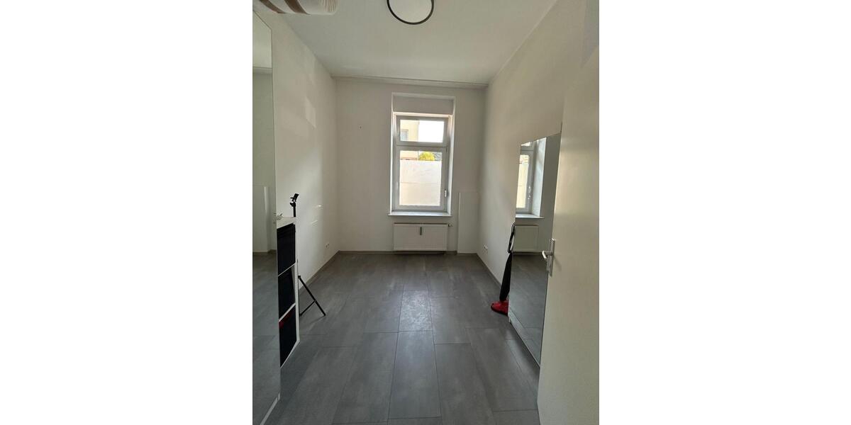 Erdgeschoßwohnung Bonn Auerberg - 3 Zimmer, 55 m&sup2;, 1.100&euro; | Angebot:26134612