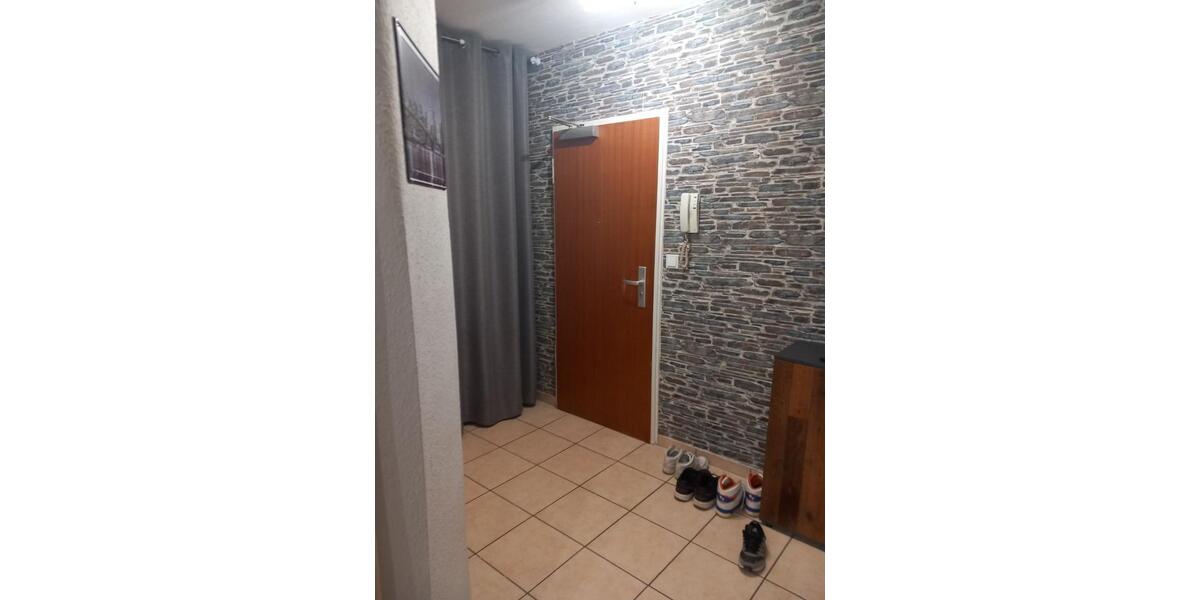 Etagenwohnung Bergisch Gladbach - 3 Zimmer, 86 m&sup2;, 225.000&euro; | Angebot:23589777