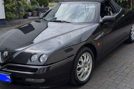 Alfa Romeo Spider 117.300 km 5.600 &euro; Euskirchen 53881