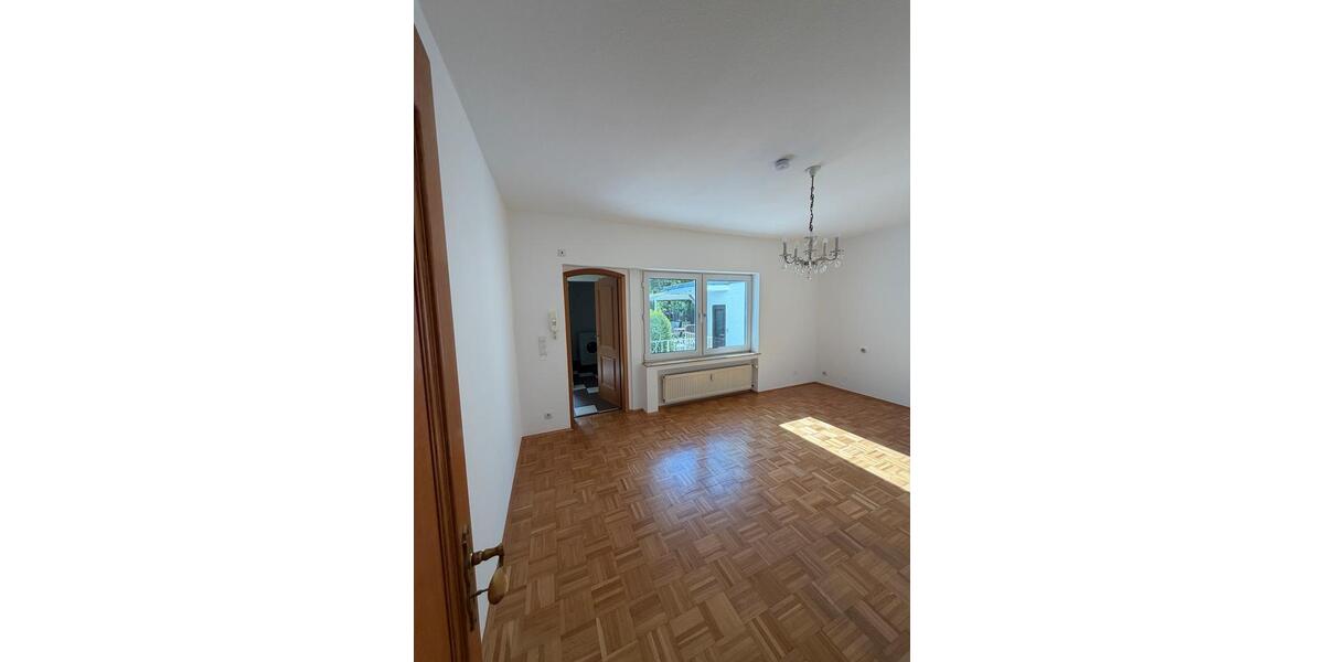 Erdgeschoßwohnung Bonn Lannesdorf - 3 Zimmer, 110 m&sup2;, 1.500&euro; | Angebot:26414605