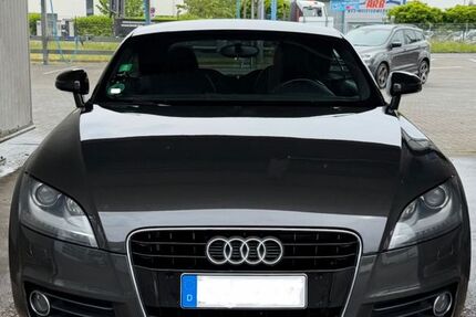 Audi TT 210.000 km 7.999 &euro; Bonn 53117