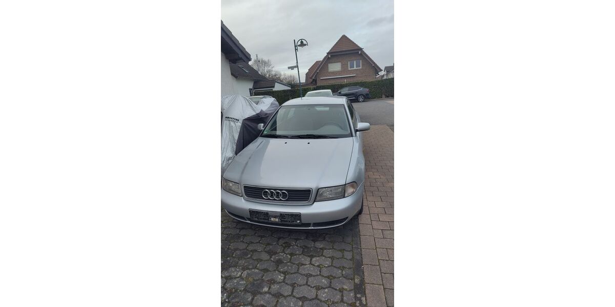 Audi A4 174.900 km 2.400 &euro; Niederkassel 53859