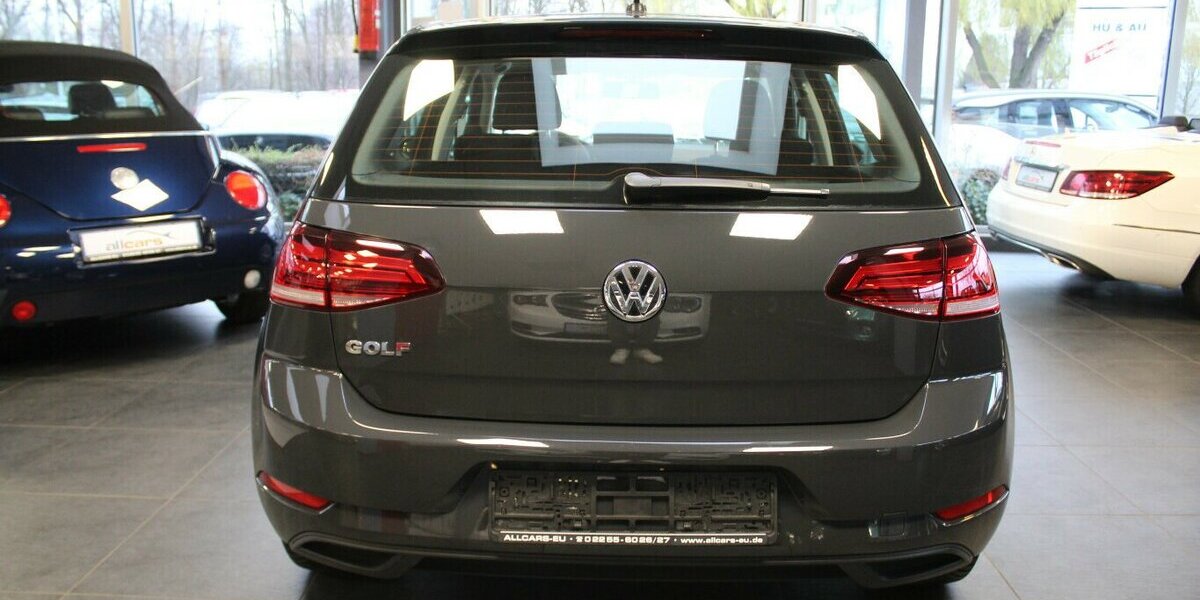 VW Golf 1.0 TSI OPF Trendline 76.316 km 11.480 &euro; Euskirchen 53881