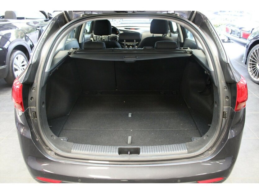 Kia ceed 1.6 GDI SW Edition 7 97.900 km 9.980 € Euskirchen 53881