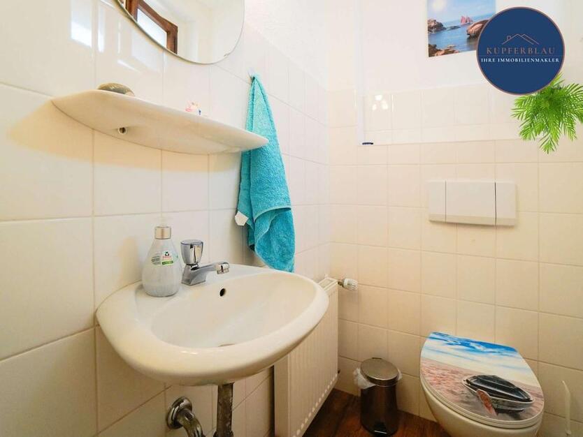 Mietshaus mit 3 SchlafZimmern, Home-Office-Bereich, Garten und Garage in Rheinbach