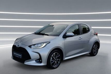 Toyota Yaris 13.110 km 21.990 € Bonn 53119
