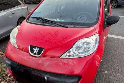 Peugeot 107 147.000 km 2.100 &euro; Köln 51143