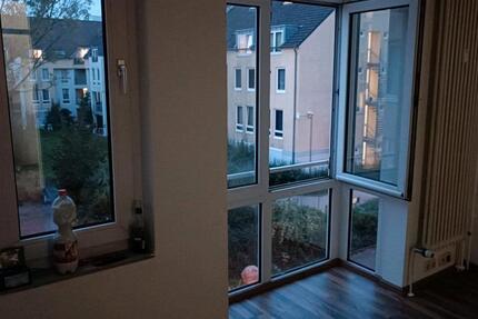 Schön 2 Zimmerwohnung zu vermieten zimmer
