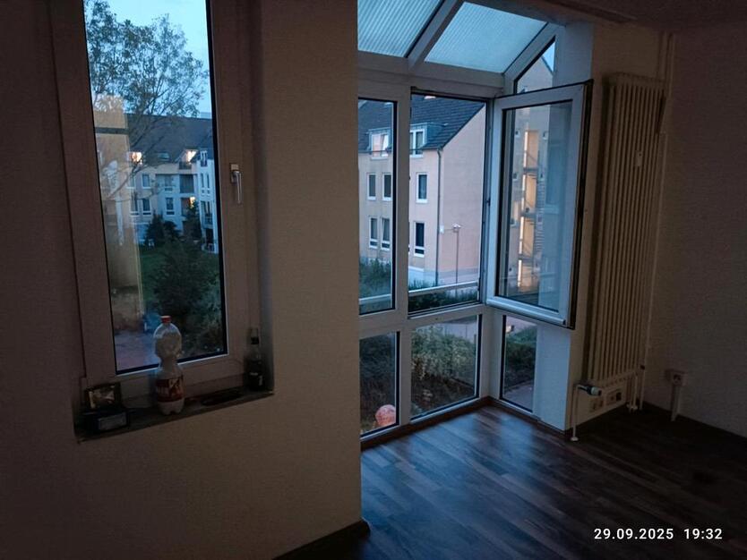 Schön 2 Zimmerwohnung zu vermieten zimmer