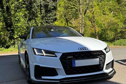 Audi TT 63.000 km 36.999 € Bonn 53125