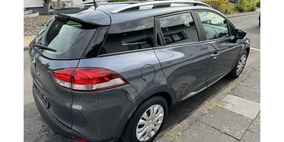 Renault Clio 90 Bose Klima Navi PDC SHZ ServNeu 60tkm 1Hd 60.000 km 11.500 &euro; Erftstadt 50374