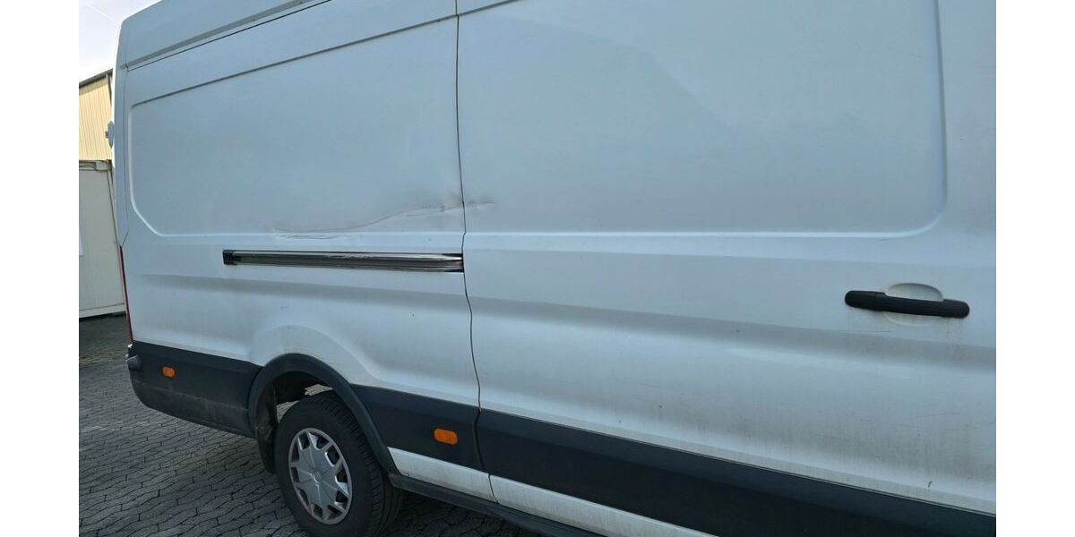 Ford Transit 136.000 km 14.900 &euro; Euskirchen 53879