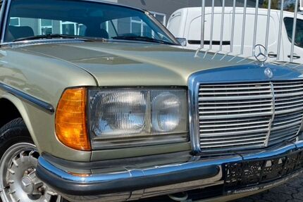 Mercedes-Benz 230 198.000 km 17.900 &euro; Brühl bei Köln 50321