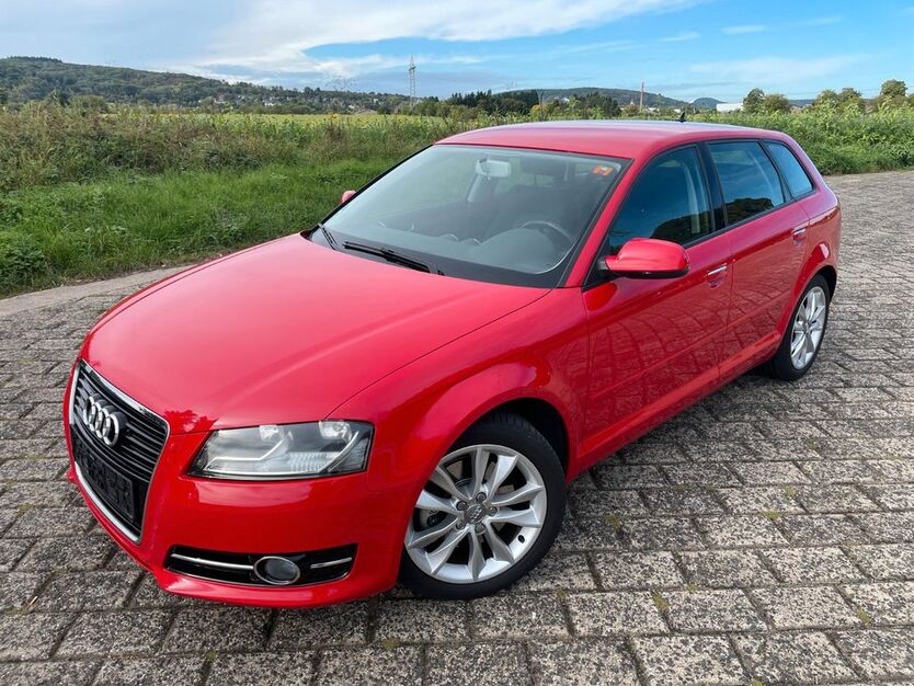 Audi A3 124.500 km 8.900 € Sinzig 53489