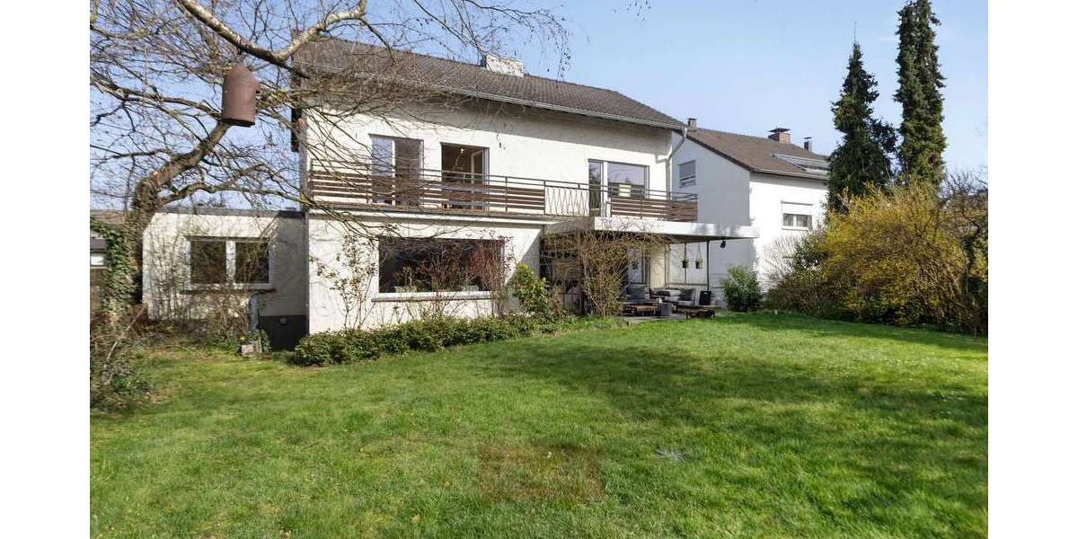 Einfamilienhaus Bonn Hardtberg - 8 Zimmer, 222 m&sup2;, 2.550&euro; | Angebot:26220812
