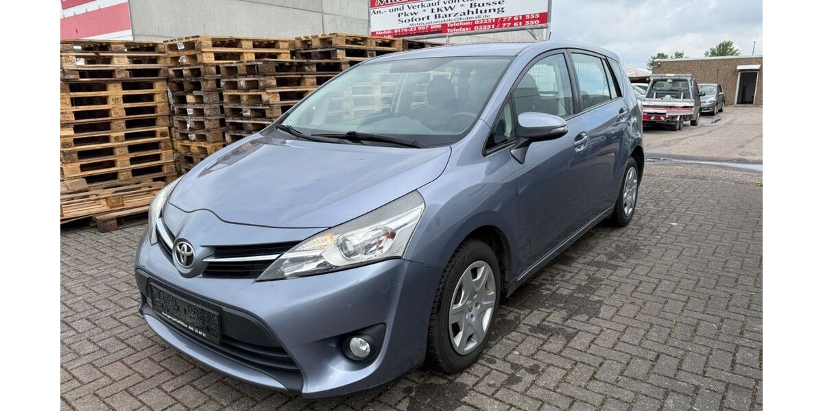 Toyota Verso 178.000 km 4.999 &euro; Euskirchen 53879