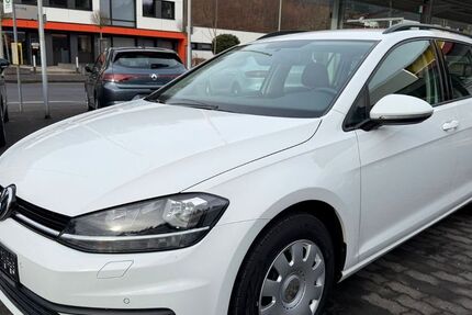 VW Golf 179.000 km 8.990 &euro; Eitorf 53783