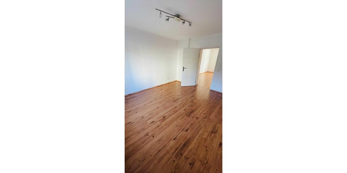 Erdgeschoßwohnung Köln Mülheim - 3 Zimmer, 68 m&sup2;, 268.000&euro; | Angebot:24651758