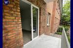 *NEU*NEU*NEU: frisch modernisierte 2 Zimmer, 2 Balkone mit Blick ins Grüne, neues Bad, neuer Boden