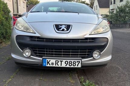 Peugeot 207 200.000 km 2.700 &euro; Köln 51063