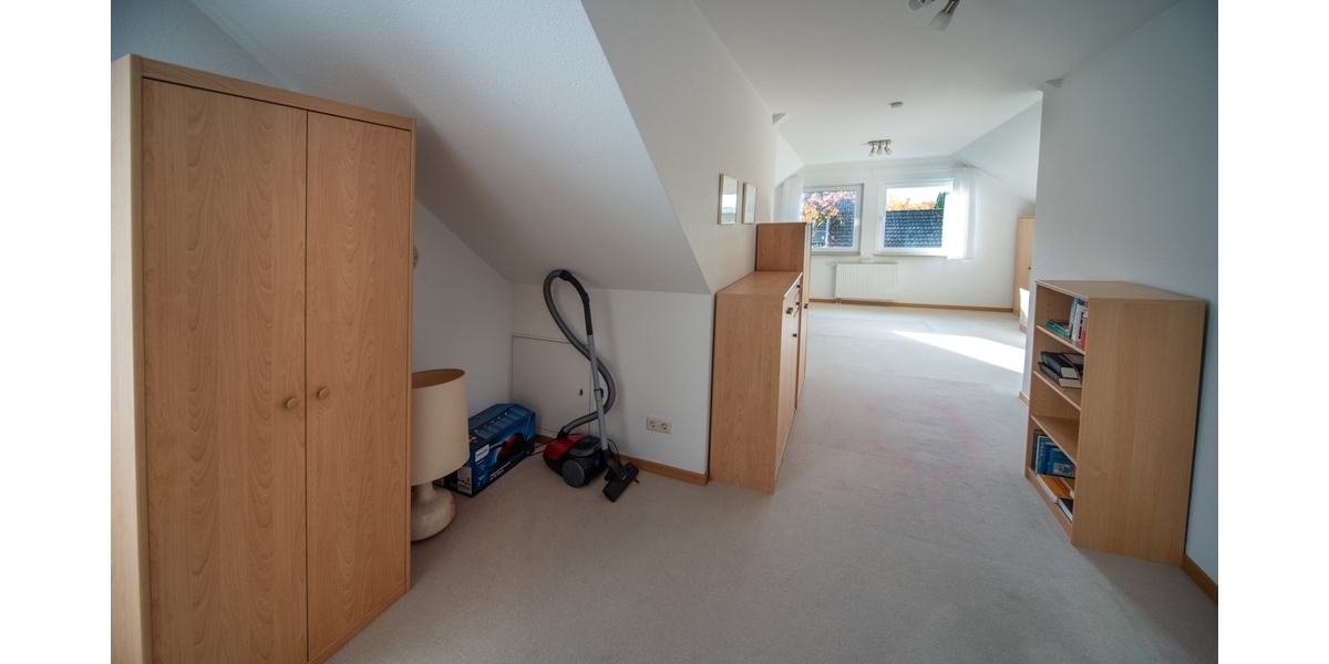 Charmantes Zweifamilienhaus mit gepflegtem Garten – Viel Platz, ruhige Lage in idyllischer Waldnähe - Zweifamilienhaus Rheinbreitbach | Angebot:23660349