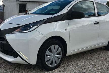 Toyota Aygo (X) 165.000 km 4.799 € Bonn 53227