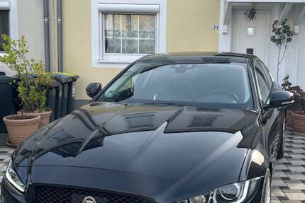 Jaguar XE 122.000 km 14.499 &euro; Köln 51067