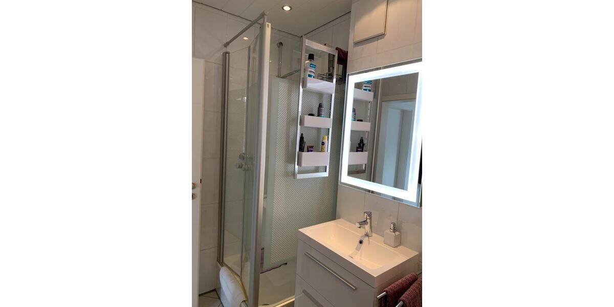 Dachgeschoßwohnung Hürth - 3 Zimmer, 73 m&sup2;, 305.000&euro; | Angebot:24553115