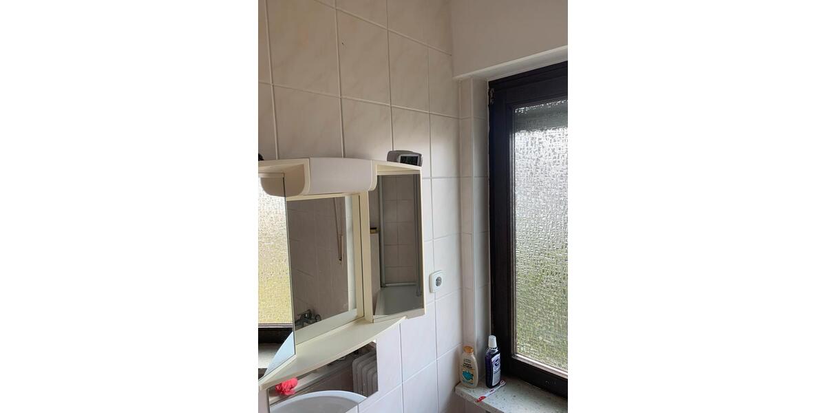 Etagenwohnung Bonn Hardtberg - 1 Zimmer, 1 m&sup2;, 420&euro; | Angebot:26254878