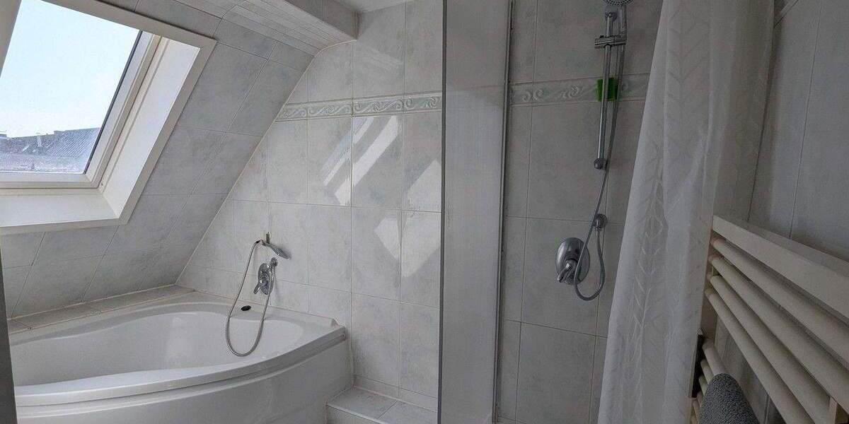 Etagenwohnung Troisdorf Troisdorf-Mitte - 4 Zimmer, 83 m&sup2;, 236.000&euro; | Angebot:24780452