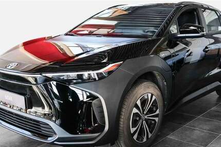 Toyota bZ4X 6.987 km 29.755 &euro; Bergisch Gladbach 51469