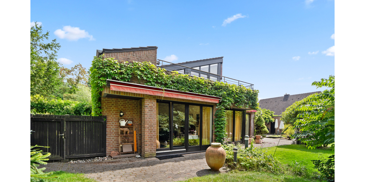 Top Lage in Bonn-Röttgen: Hochwertiges, flexibel nutzbares Architektenhaus mit Einliegerwohnung und Traumgarten. - Einfamilienhaus Bonn / Röttgen Röttgen | Angebot:24813522