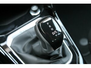 VW T-Roc 2,0 TDi 4-Motion R-Line Navi DSG SOFORT !!! 30.000 km 29.950 &euro; Bonn 53225