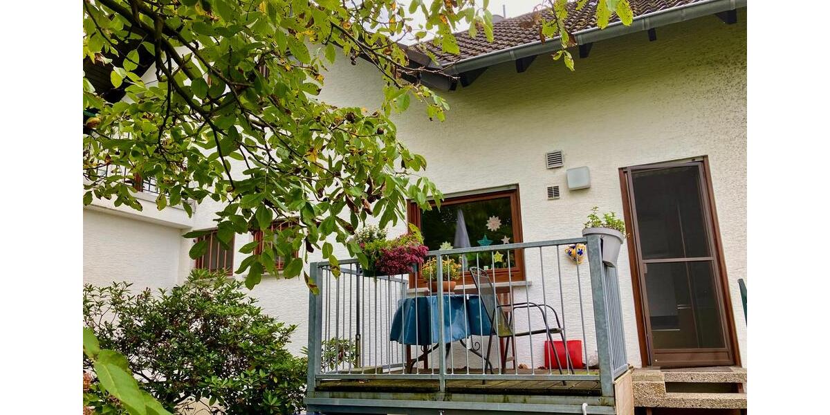 Einfamilienhaus Königswinter - 8 Zimmer, 250 m&sup2;, 680.000&euro; | Angebot:27056784