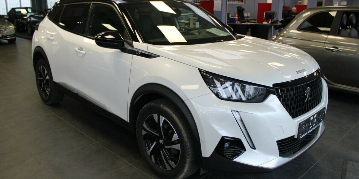 Peugeot 2008 PureTech 130 GT 70.903 km 15.980 &euro; Euskirchen 53881