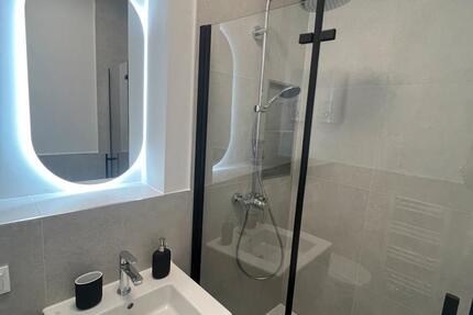 Wohnung Köln Rodenkirchen - 2 Zimmer, 43 m&sup2;, 1.100&euro; | Angebot:24814591