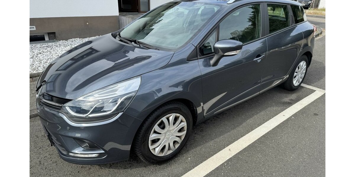 Renault Clio 90 Bose Klima Navi PDC SHZ ServNeu 60tkm 1Hd 60.000 km 11.500 &euro; Erftstadt 50374