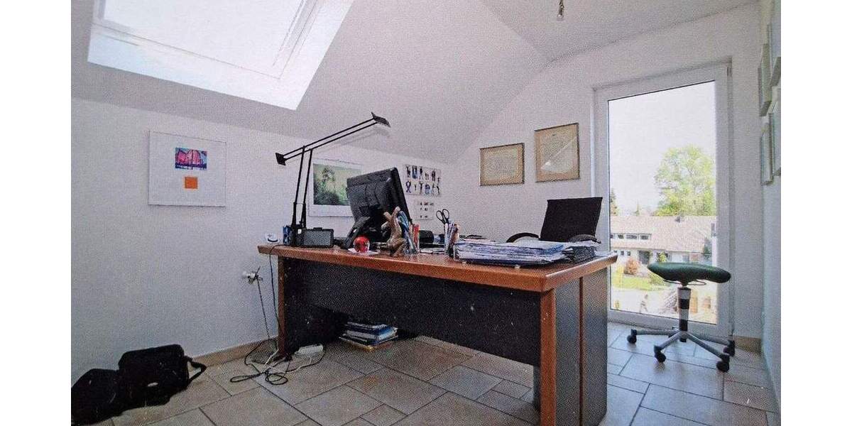 Einfamilienhaus Wachtberg Niederbachem - 4 Zimmer, 170 m&sup2;, 2.190&euro; | Angebot:24453256