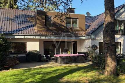 Haus Bergisch Gladbach Paffrath - 8 Zimmer, 310 m&sup2;, 1.599.000&euro; | Angebot:25568239