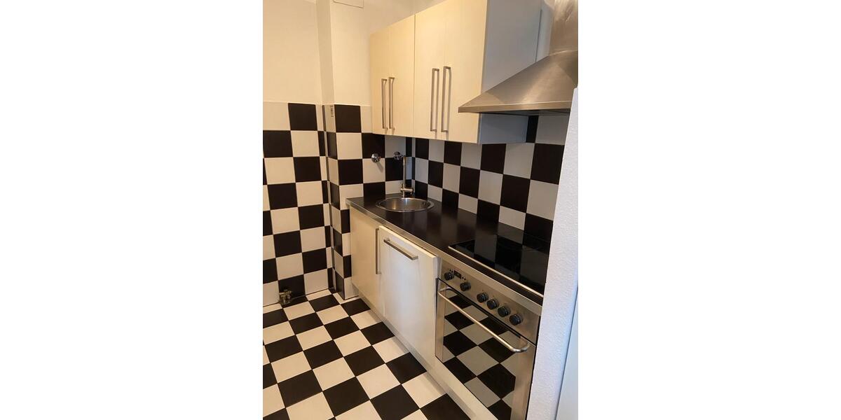 Etagenwohnung Köln Kalk - 2 Zimmer, 37 m&sup2;, 165.000&euro; | Angebot:25408301