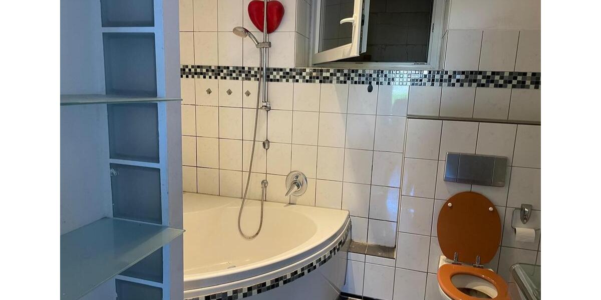 Einfamilienhaus Köln Lindenthal - 3 Zimmer, 130 m&sup2;, 2.000&euro; | Angebot:24641196