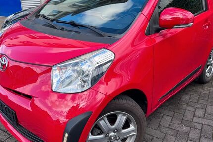 Toyota IQ 34.600 km 6.800 € Bergisch-Gladbach 51469